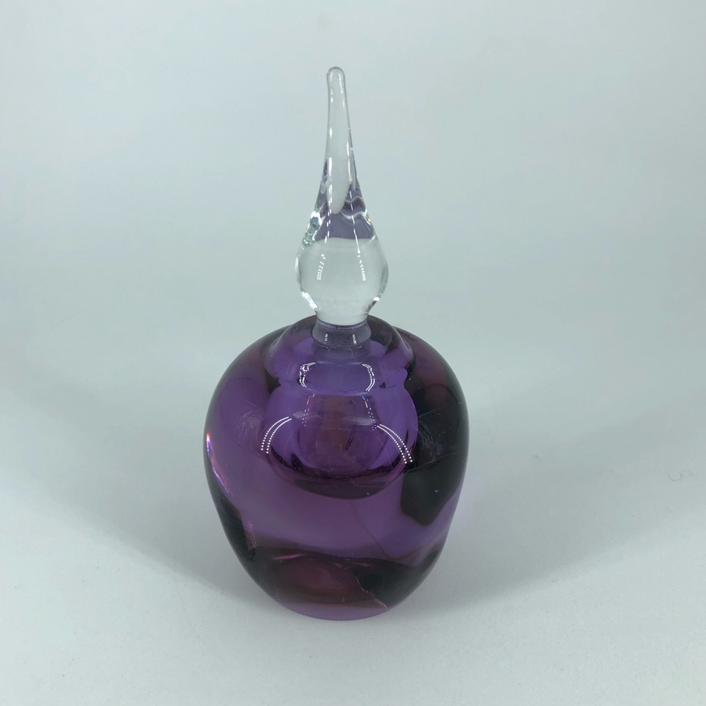 Vintage Signed Silverbrook Neodymium Art Glass Perfume Bottle w/ Stopper